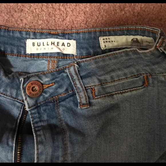 Bullhead Denim Shorts!! 🌺 - Picture 3 of 3